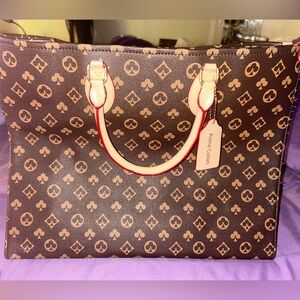 Alena Culian Purse and Wallet